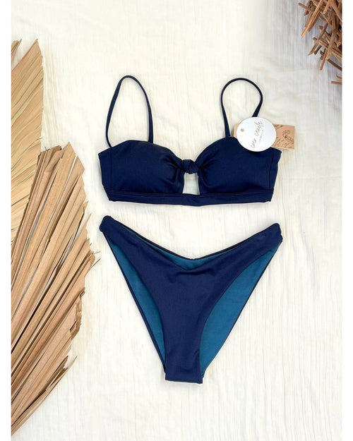 Bikini Pierna Alta & Top Nudo